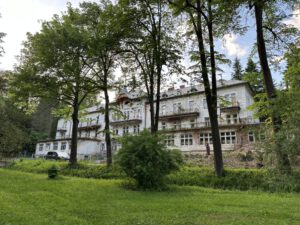 Rekonštrukcia hotela Dukla sa začala položením základného kameňa